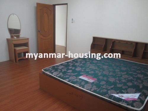 မြန်မာအိမ်ခြံမြေ - ငှားရန် property - No.1369 - Great junction area and ready to live condo for rent! - 