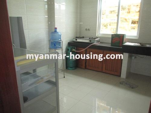 မြန်မာအိမ်ခြံမြေ - ငှားရန် property - No.1369 - Great junction area and ready to live condo for rent! - 