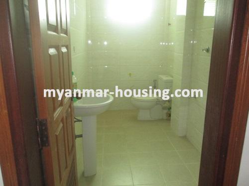 မြန်မာအိမ်ခြံမြေ - ငှားရန် property - No.1369 - Great junction area and ready to live condo for rent! - 