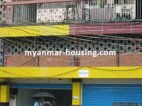 မြန်မာအိမ်ခြံမြေ - ငှားရန် property - No.1386 - N/AClose view of the building.