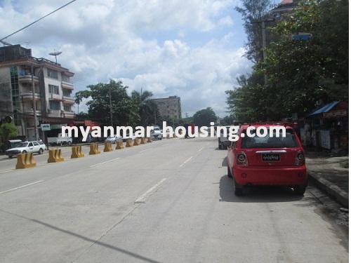 မြန်မာအိမ်ခြံမြေ - ငှားရန် property - No.1433 - N/AView of the  road .