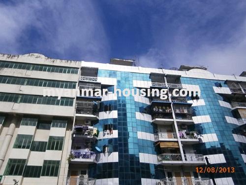 缅甸房地产 - 出租物件 - No.1444 - Two elevators provided  condo in city center! - Close view of the building.