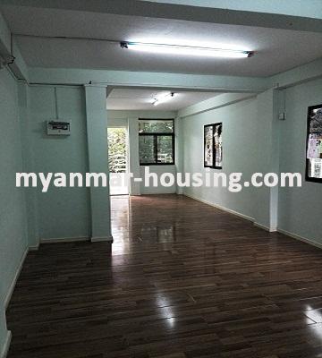 မြန်မာအိမ်ခြံမြေ - ငှားရန် property - No.1452 - စမ်းချောင်းမြို့နယ်တွင် ဈေးနှုန်းသင့်တင့်သည့် တိုက်ခန်းတစ်ခန်းငှားရန်ရှိသည်။ - 