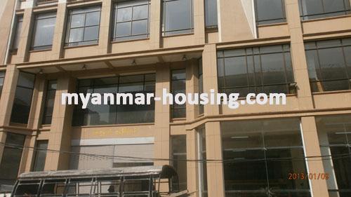 မြန်မာအိမ်ခြံမြေ - ငှားရန် property - No.1523 - N/AClose view of the building.