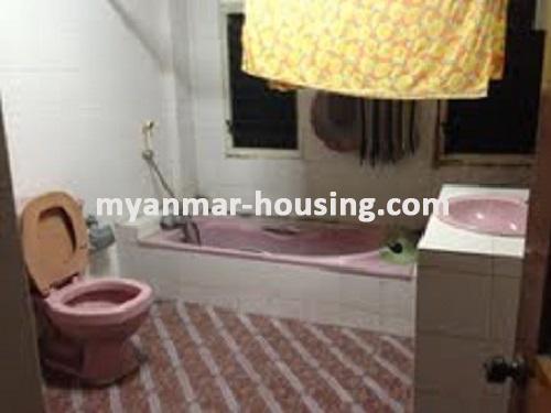 မြန်မာအိမ်ခြံမြေ - ငှားရန် property - No.1528 - N/AView of the wash room.