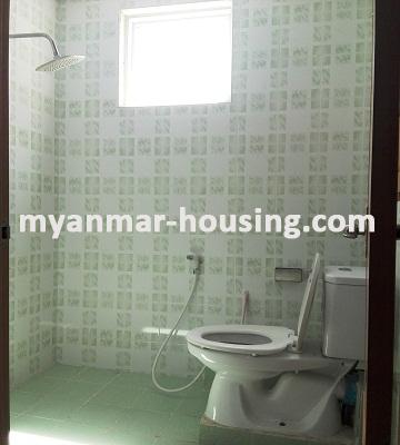 မြန်မာအိမ်ခြံမြေ - ငှားရန် property - No.1542 - .ခိုင်ရွေှဝါ ကွန်ဒိုတွင် အထူးပြင်ဆင်ထားသည့် အခန်းကောင်းတစ်ခန်း ဌားရန် ရှိသည်။