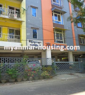 မြန်မာအိမ်ခြံမြေ - ငှားရန် property - No.1590 - စိန်ရတနာကွန်ဒိုတွင် အခန်းကောင်းတစ်ခန်း ဌားရန်ရှိသည်။View of the street.