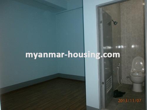 缅甸房地产 - 出租物件 - No.1594 - Nice condo for rent in Dagon! - View of the master bed room