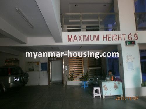 မြန်မာအိမ်ခြံမြေ - ငှားရန် property - No.1599 - N/AView of the car parking 