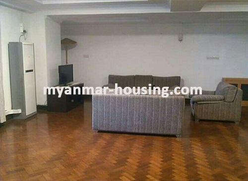 မြန်မာအိမ်ခြံမြေ - ငှားရန် property - No.1653 - ဗဟန်းမြို့နယ်ရှိ ပုလဲကွန်ဒိုတွင် အခန်းကောင်းတစ်ခန်း ဌားရန် ရှိသည်။