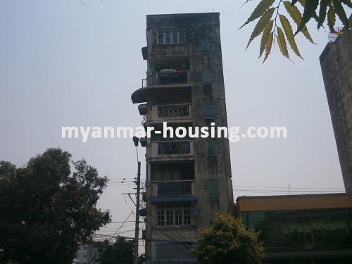 မြန်မာအိမ်ခြံမြေ - ငှားရန် property - No.2068 - N/AView of the building.