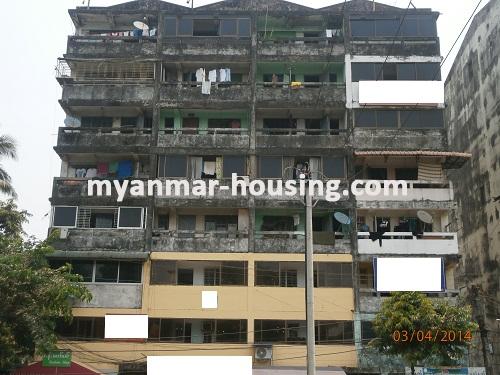 မြန်မာအိမ်ခြံမြေ - ငှားရန် property - No.2082 - N/AView of the building.