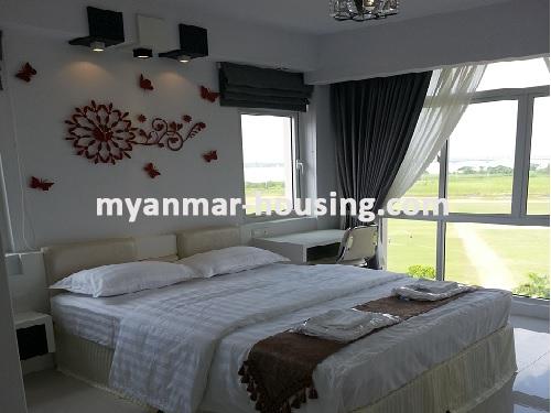 မြန်မာအိမ်ခြံမြေ - ငှားရန် property - No.2113 - ကView of the master bed room.