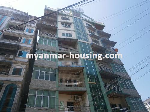 缅甸房地产 - 出租物件 - No.2152 - Good for office in Sanchaung! - Close view of the building.