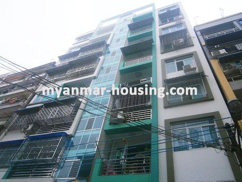 缅甸房地产 - 出租物件 - No.2172 - Condo for rent in downtown available! - Front view of the building.