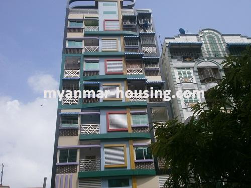မြန်မာအိမ်ခြံမြေ - ငှားရန် property - No.2275 - N/AFront view of the building.