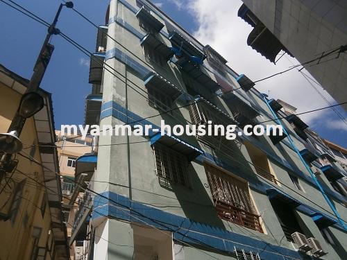 မြန်မာအိမ်ခြံမြေ - ငှားရန် property - No.2279 - N/AClose view of the building.