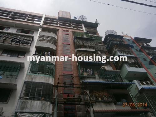မြန်မာအိမ်ခြံမြေ - ငှားရန် property - No.2295 - N/AFront view of the building.