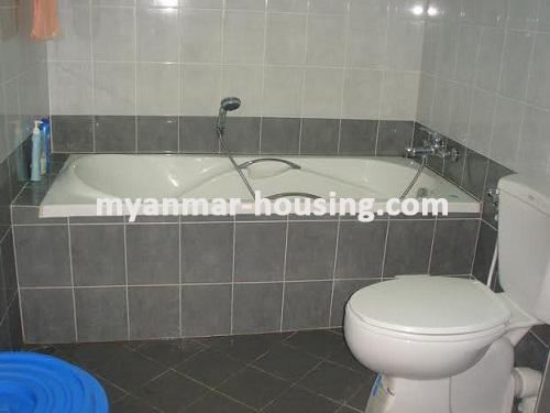 မြန်မာအိမ်ခြံမြေ - ငှားရန် property - No.2333 - N/AView of the wash room.