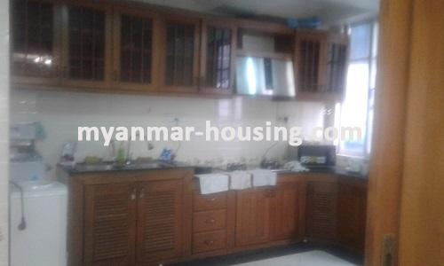 မြန်မာအိမ်ခြံမြေ - ငှားရန် property - No.2333 - N/AView of the kitchen room.