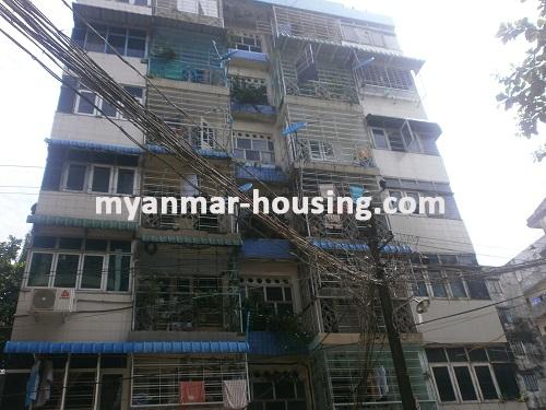မြန်မာအိမ်ခြံမြေ - ငှားရန် property - No.2335 - N/AFront view of the building.