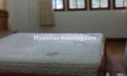 缅甸房地产 - 出租物件 - No.2428 - A Landed House for rent near Inya Street, Fruity Market. - View of the bed room.