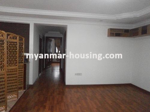 မြန်မာအိမ်ခြံမြေ - ငှားရန် property - No.2442 - N/AView of the partition.