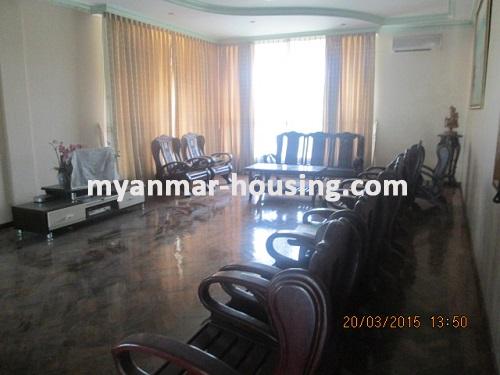 မြန်မာအိမ်ခြံမြေ - ငှားရန် property - No.2456 - N/AView of the living room.