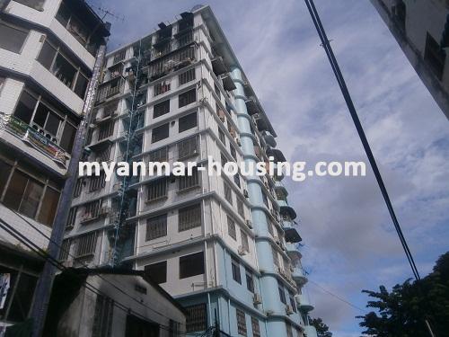 缅甸房地产 - 出租物件 - No.2495 - Condo for rent in Yuzana business tower! - Front view of the building.