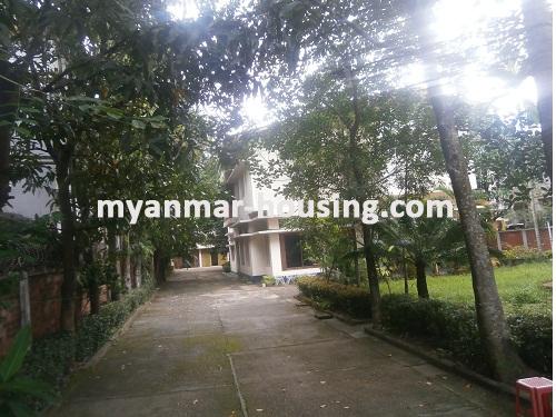 缅甸房地产 - 出租物件 - No.2497 - House for rent in business area available! - Front view of the house.