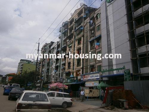 ミャンマー不動産 - 賃貸物件 - No.2571 - Five storeys for rent in Ahlone! - Front view of the building.