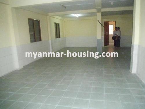 မြန်မာအိမ်ခြံမြေ - ငှားရန် property - No.2610 - N/AView of the hall type.