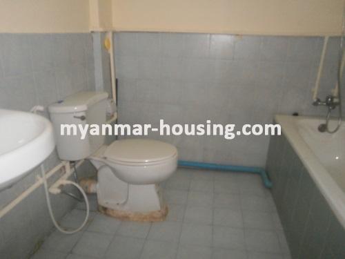 မြန်မာအိမ်ခြံမြေ - ငှားရန် property - No.2641 - ကView of the wash room.