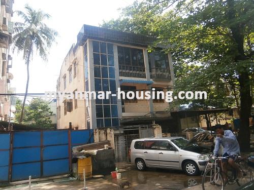 မြန်မာအိမ်ခြံမြေ - ငှားရန် property - No.2681 - N/AView of the building