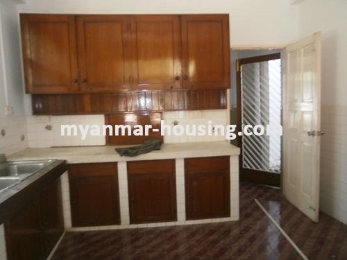 မြန်မာအိမ်ခြံမြေ - ငှားရန် property - No.2686 - N/AView of the Kitchen.