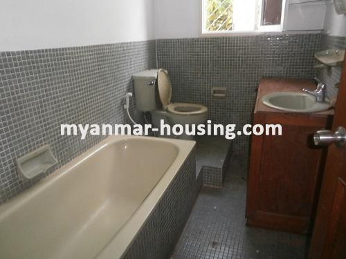 မြန်မာအိမ်ခြံမြေ - ငှားရန် property - No.2686 - N/AView of the wash room.