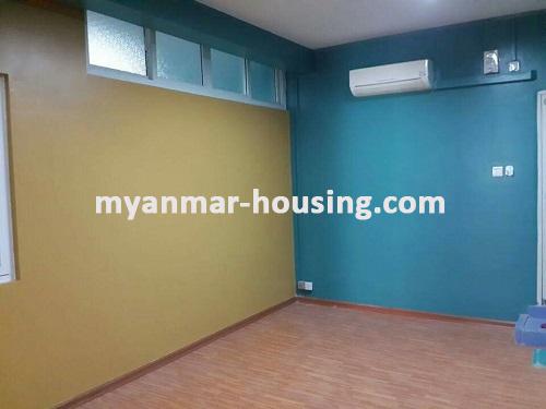缅甸房地产 - 出租物件 - No.2706 - A good Condo room for rent with a good price in Kyauktadar. - 