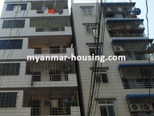 缅甸房地产 - 出租物件 - No.2711 - Apartment for rent in Sanchaung ! - View of the infont of apartment.