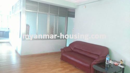 缅甸房地产 - 出租物件 - No.2718 - Reasonable price and well decorated apartment  for rent in Bo ThaHtaung township. - 