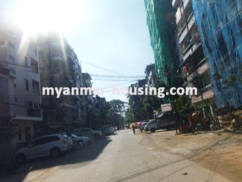 မြန်မာအိမ်ခြံမြေ - ငှားရန် property - No.2732 - N/AView of the Street.