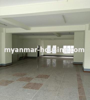 မြန်မာအိမ်ခြံမြေ - ငှားရန် property - No.2830 - ဗိုလ်တထောင်မြို့နယ်တွင် ထပ်ခိုးပါမြေညီထပ်အခန်းဌားရန်ရှိသည်.