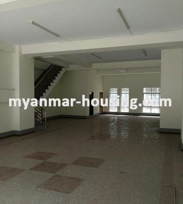 မြန်မာအိမ်ခြံမြေ - ငှားရန် property - No.2830 - ဗိုလ်တထောင်မြို့နယ်တွင် ထပ်ခိုးပါမြေညီထပ်အခန်းဌားရန်ရှိသည်.