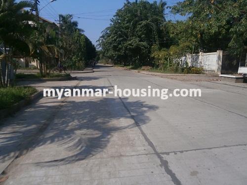 မြန်မာအိမ်ခြံမြေ - ငှားရန် property - No.2839 - N/AView of the street