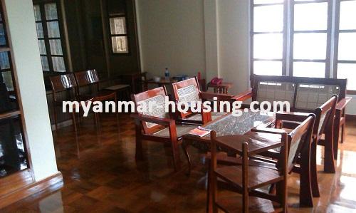 မြန်မာအိမ်ခြံမြေ - ငှားရန် property - No.2849 - N/AView of the living room