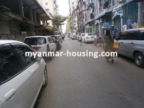 မြန်မာအိမ်ခြံမြေ - ငှားရန် property - No.2883 - N/AView of the street