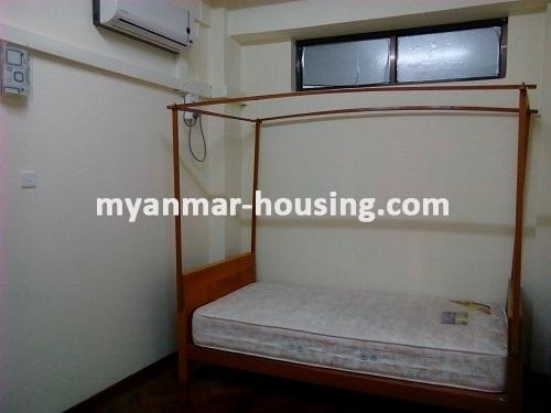 မြန်မာအိမ်ခြံမြေ - ငှားရန် property - No.2890 - N/AView of the bed room.