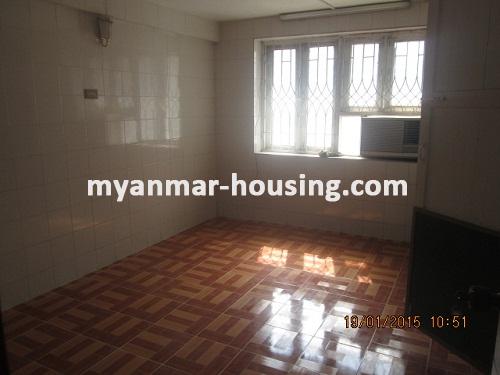 မြန်မာအိမ်ခြံမြေ - ငှားရန် property - No.2899 - N/A