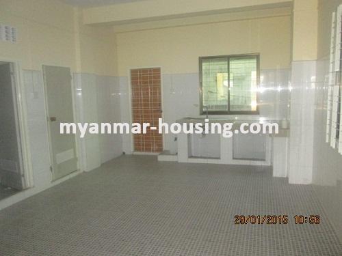 缅甸房地产 - 出租物件 - No.2902 - Ground Floor for rent in very Good and Famous Area like Sanchaung! - View of the kitchen