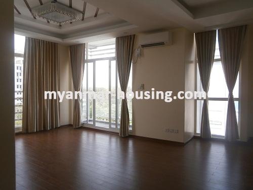 မြန်မာအိမ်ခြံမြေ - ငှားရန် property - No.2910 - Surrounded by Beautiful Scene and Newly Decorated Room-China Town! - View of the living room