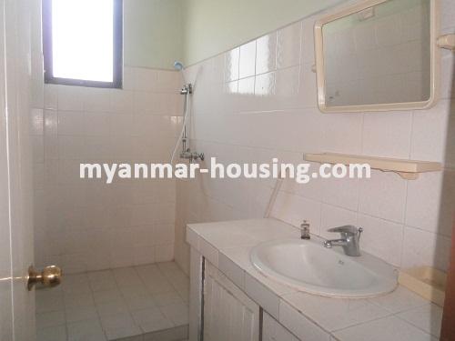 မြန်မာအိမ်ခြံမြေ - ငှားရန် property - No.2911 - ကView of the bath room